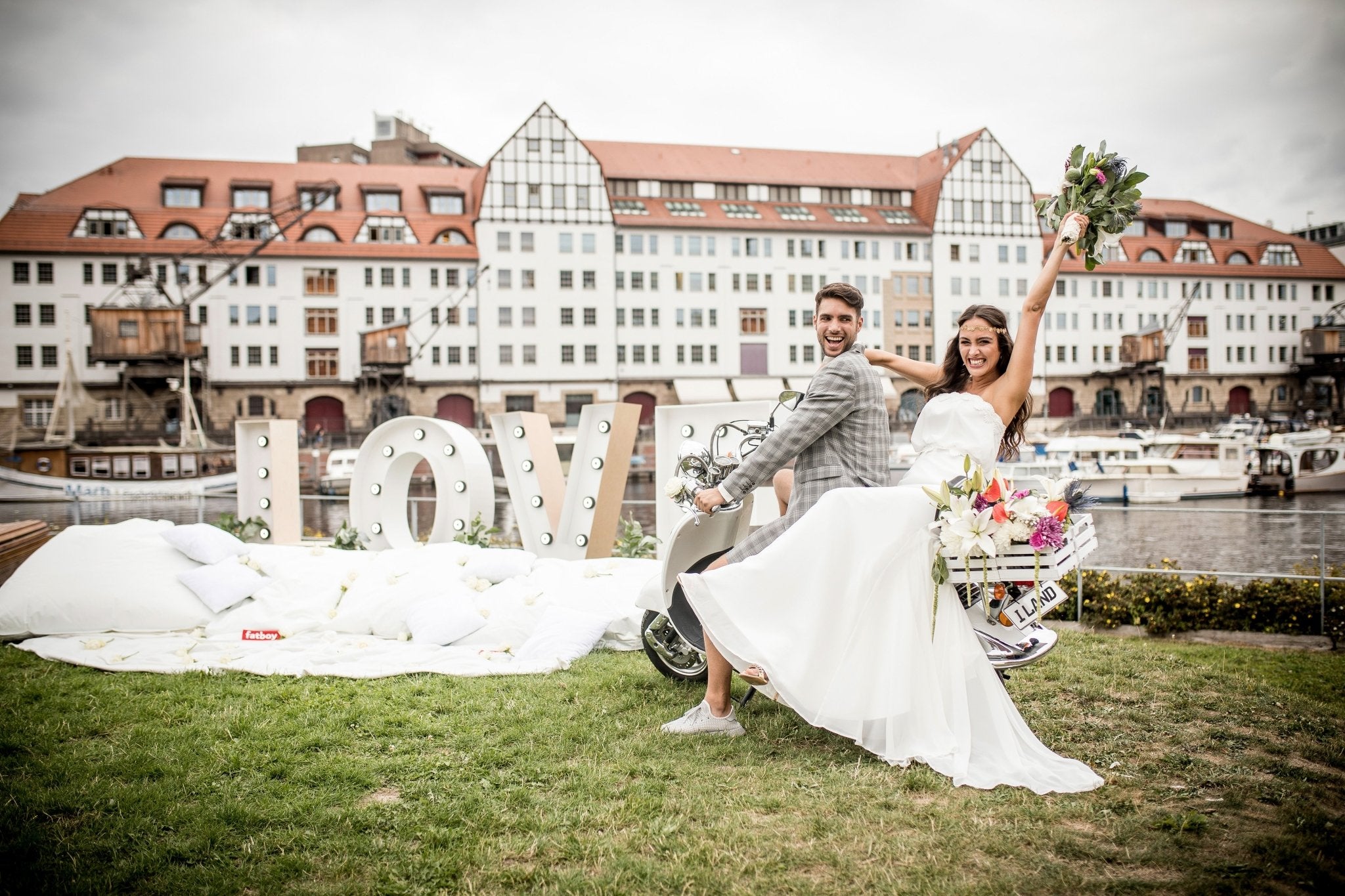 Hafen Hochzeit in der Stadt | FLEURISCOEUR