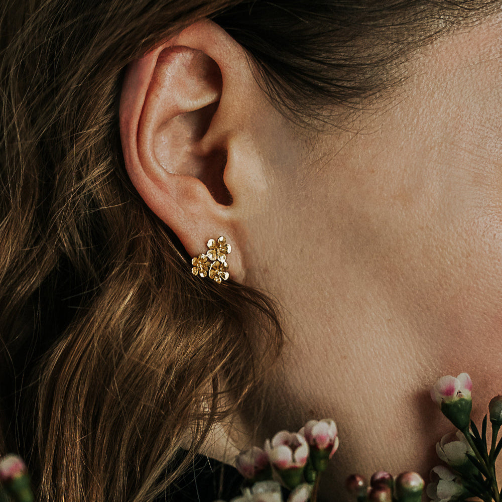 EAR STUDS SMALL FLOWERS