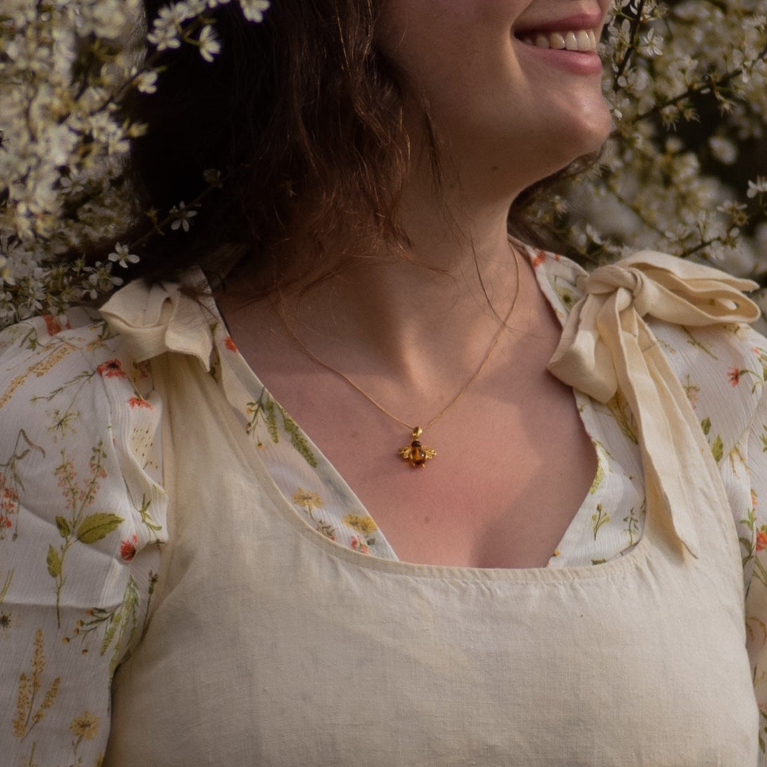 AMBER BEE NECKLACE