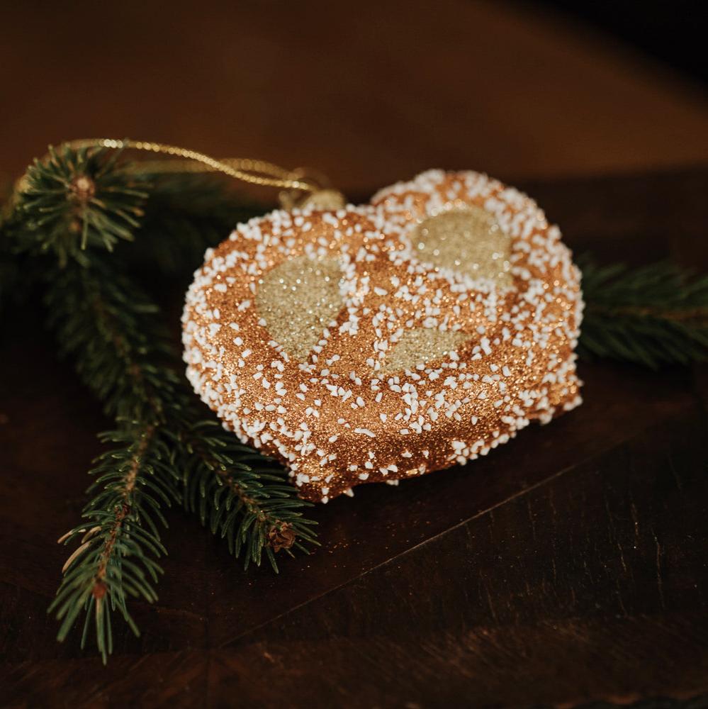 ORNAMENT BREZEL