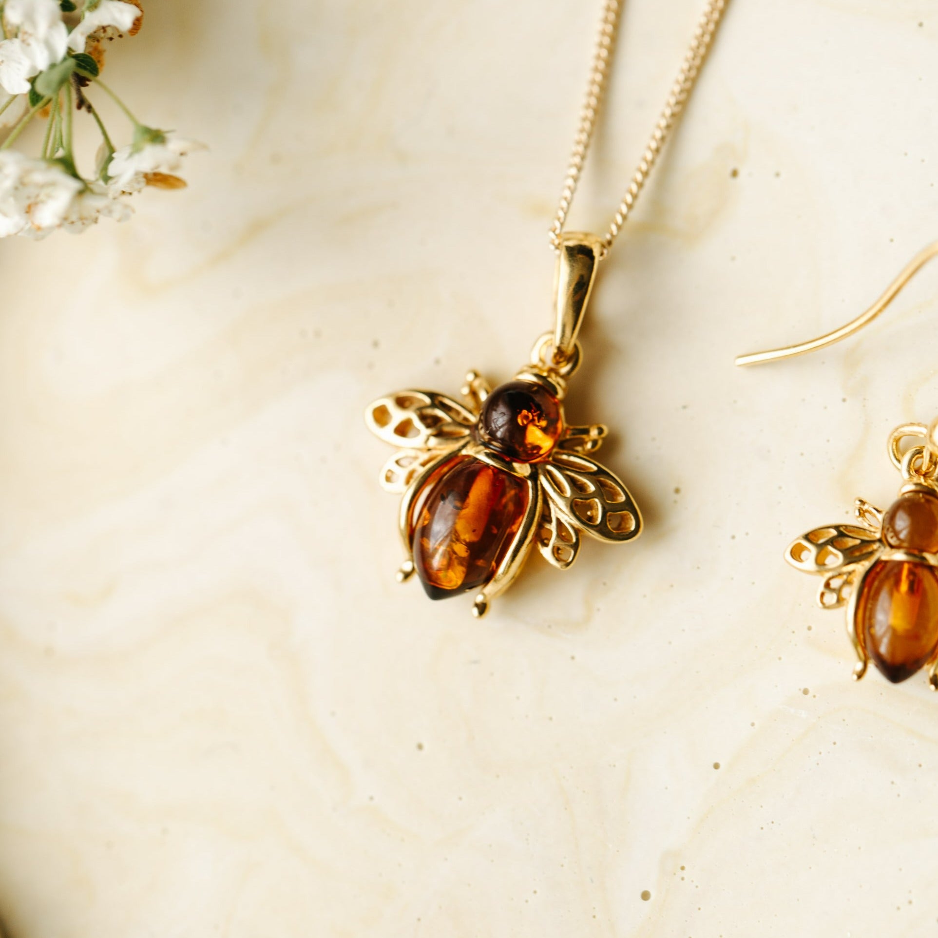 AMBER BEE JEWELRY SET